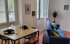Appartement de Charme avec tomettes et Parquet